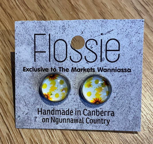 *Earrings Flower Glass Dome Studs