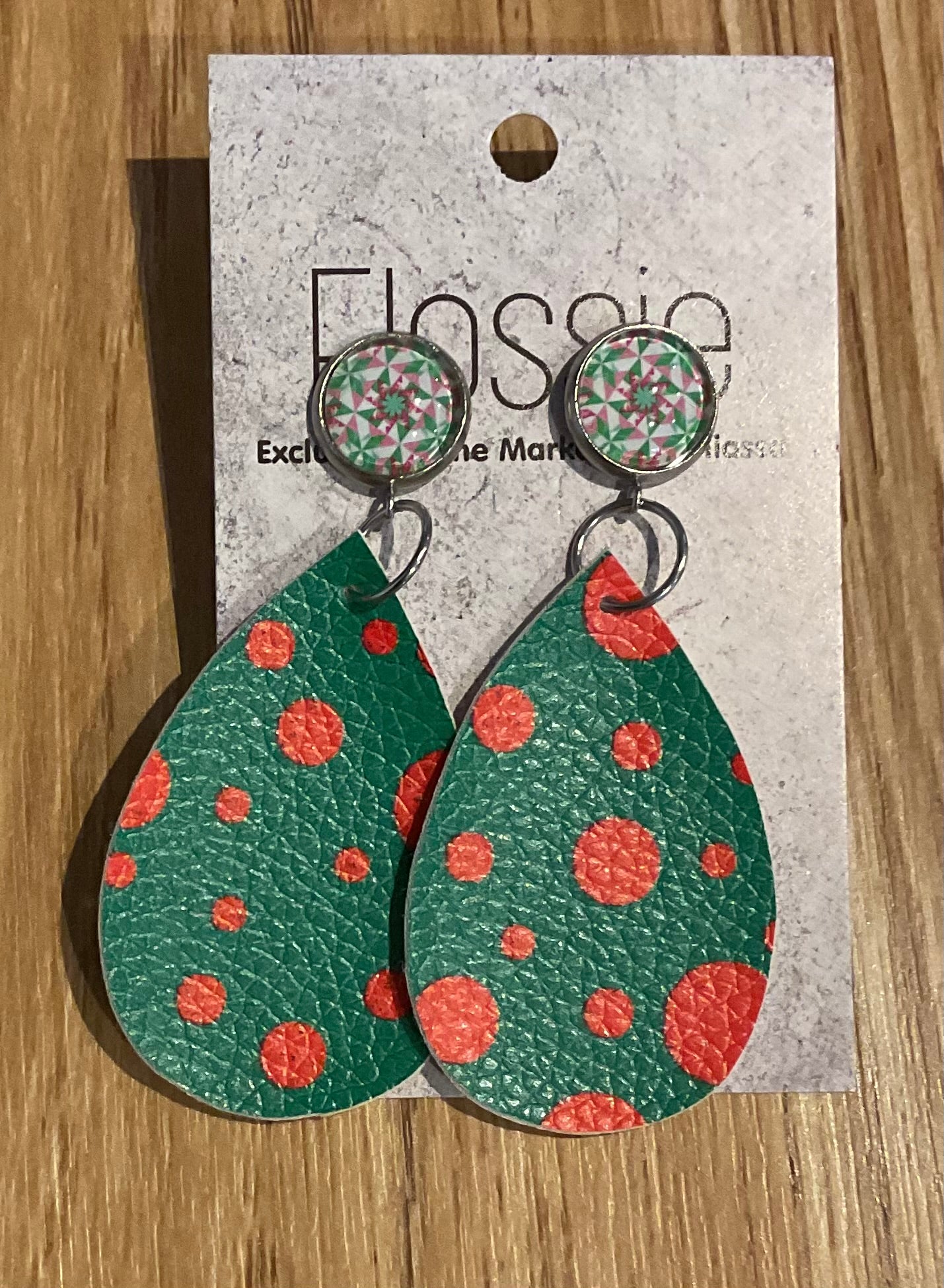 *Earrings Green Red Spots Dangles