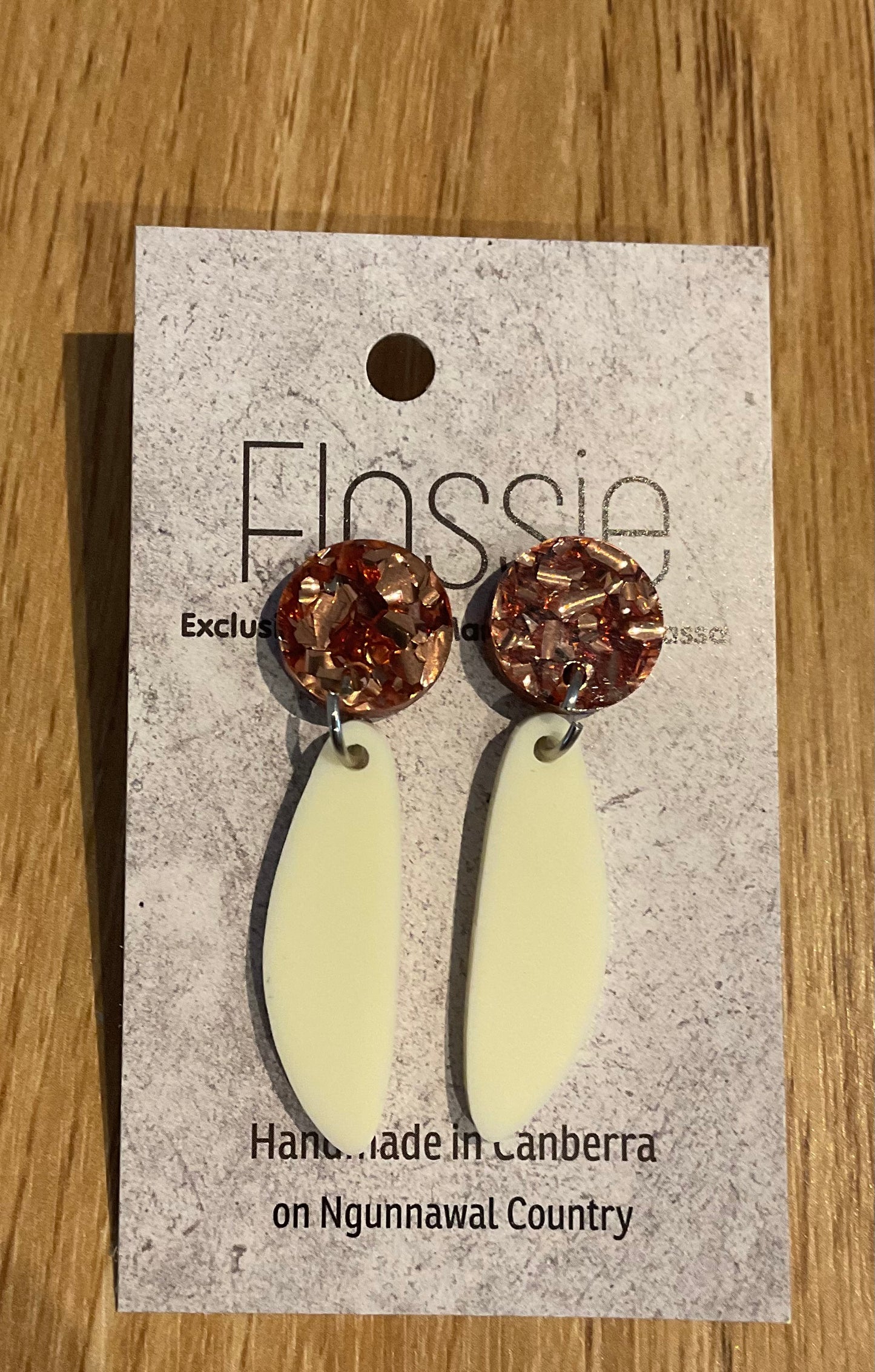 *Earrings Acrylic Cream Dangles
