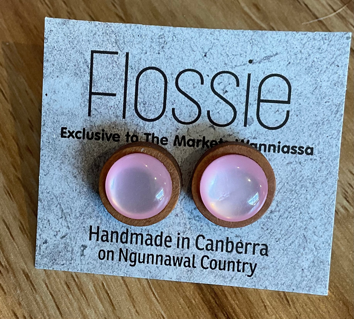 *Earrings Wooden Pearly Pink Dome Studs