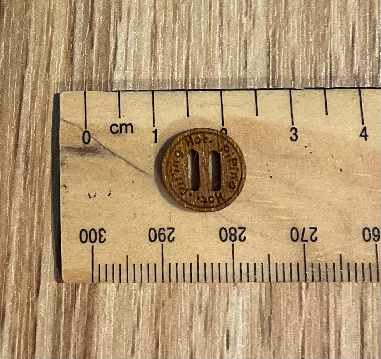 *Loose Buttons -Wooden Long Holes