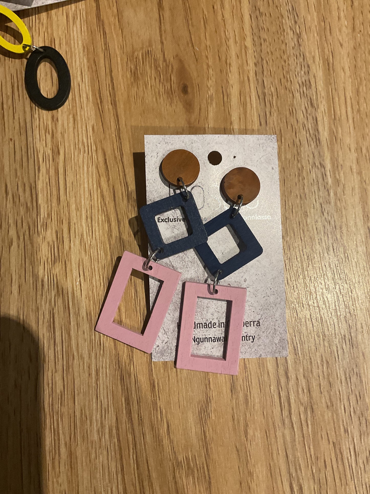 *Earrings Wooden Squares in Blue and Pink Dangles