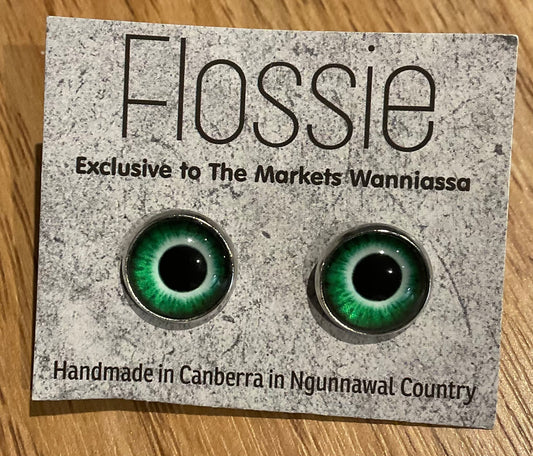 *Earrings Creepy Eye Studs