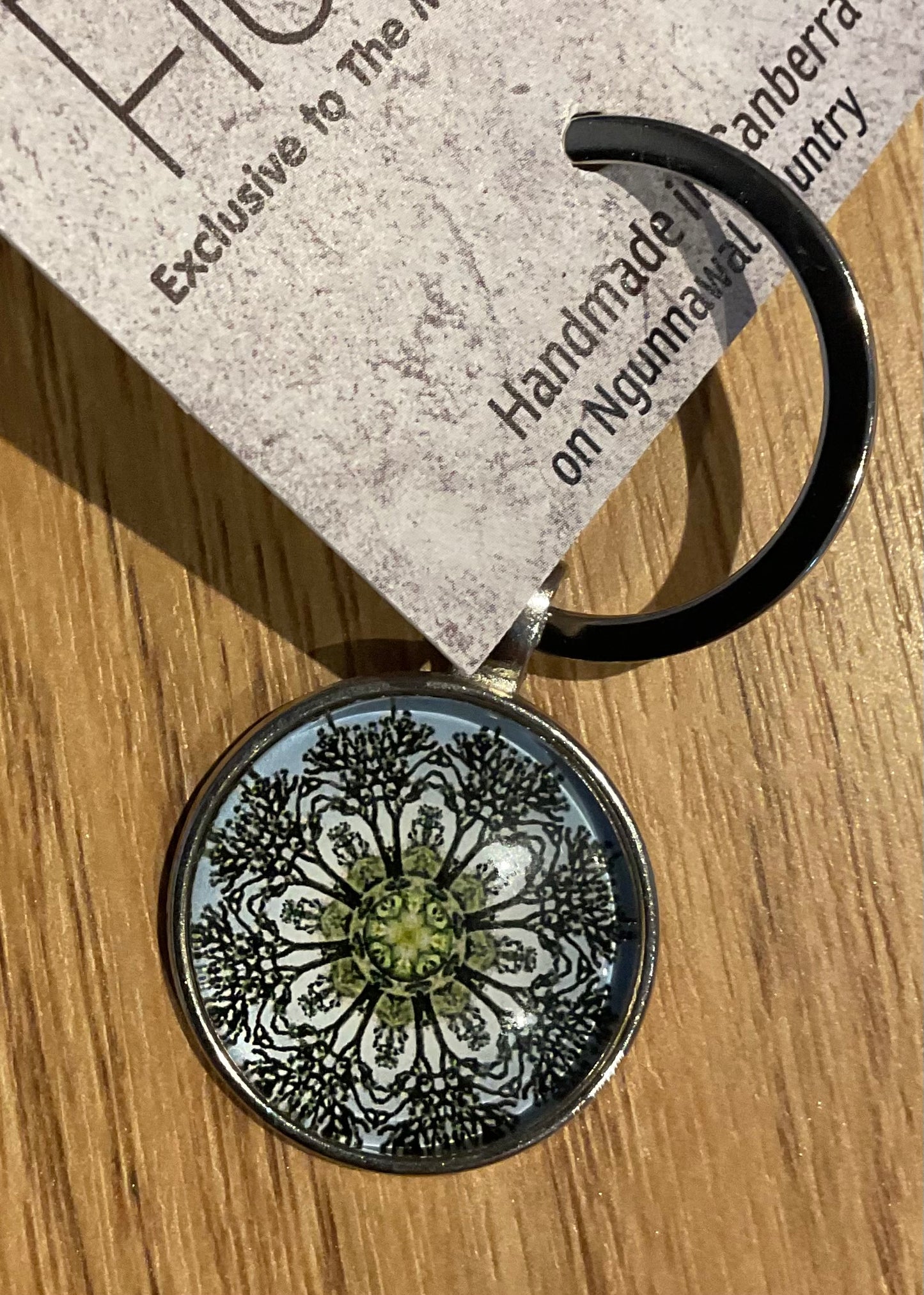 *Glass Dome Keychain Silver