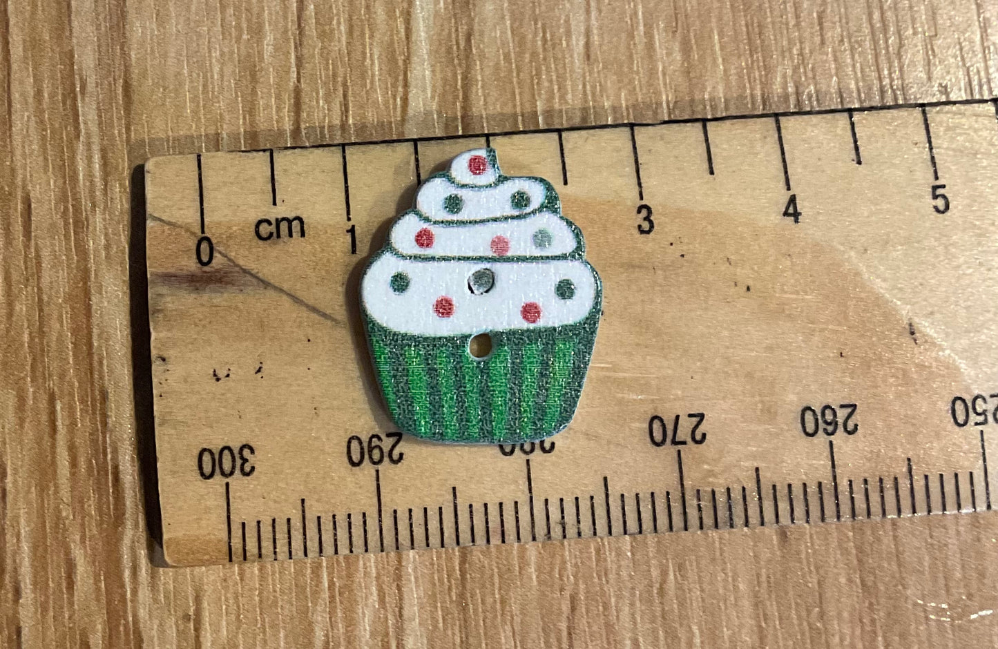 *Loose Buttons -Wooden Cupcakes