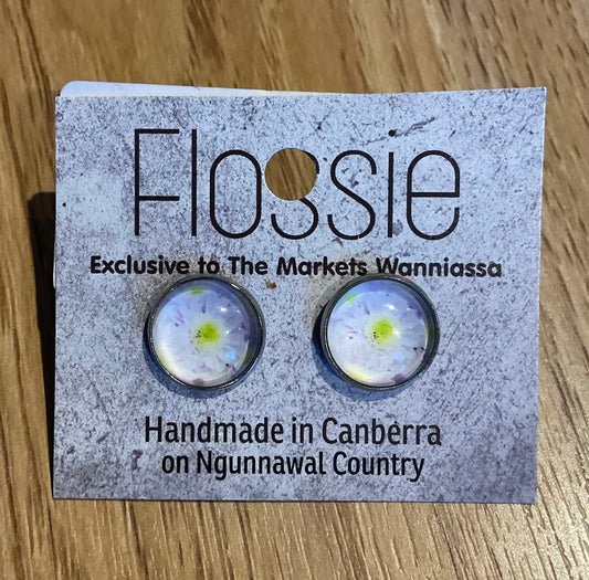 *Earrings White Flowers Glass Dome Studs