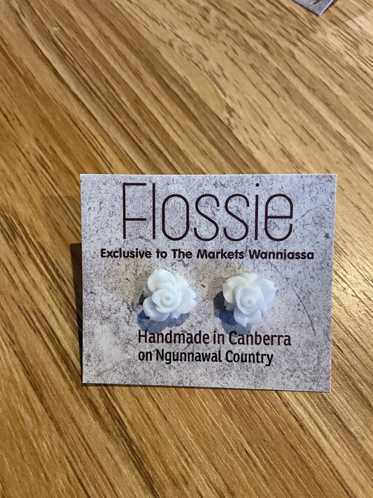 *Earrings White Flower Studs