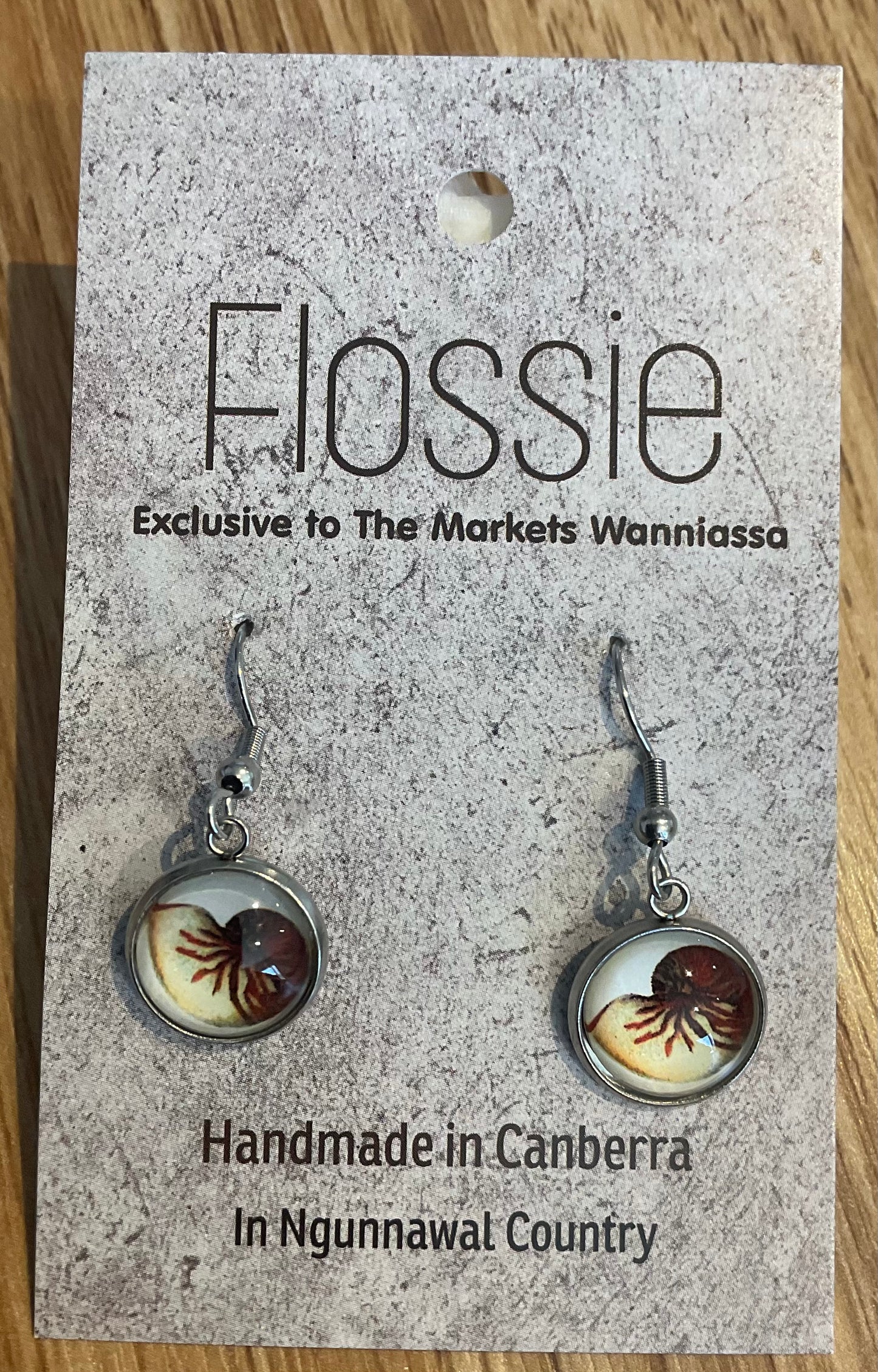 *Earrings Glass Dome Dangles Seashell