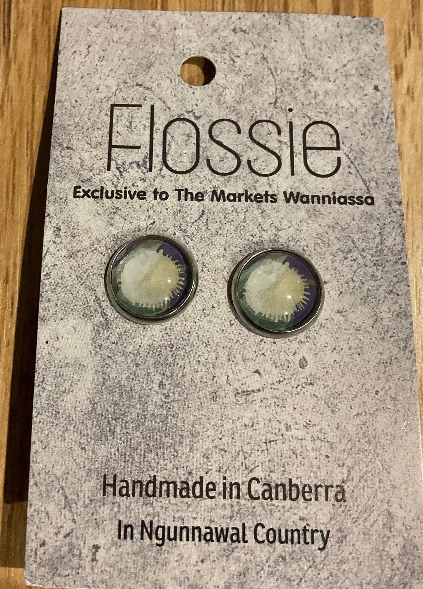 *Earrings White Bloom Glass Studs