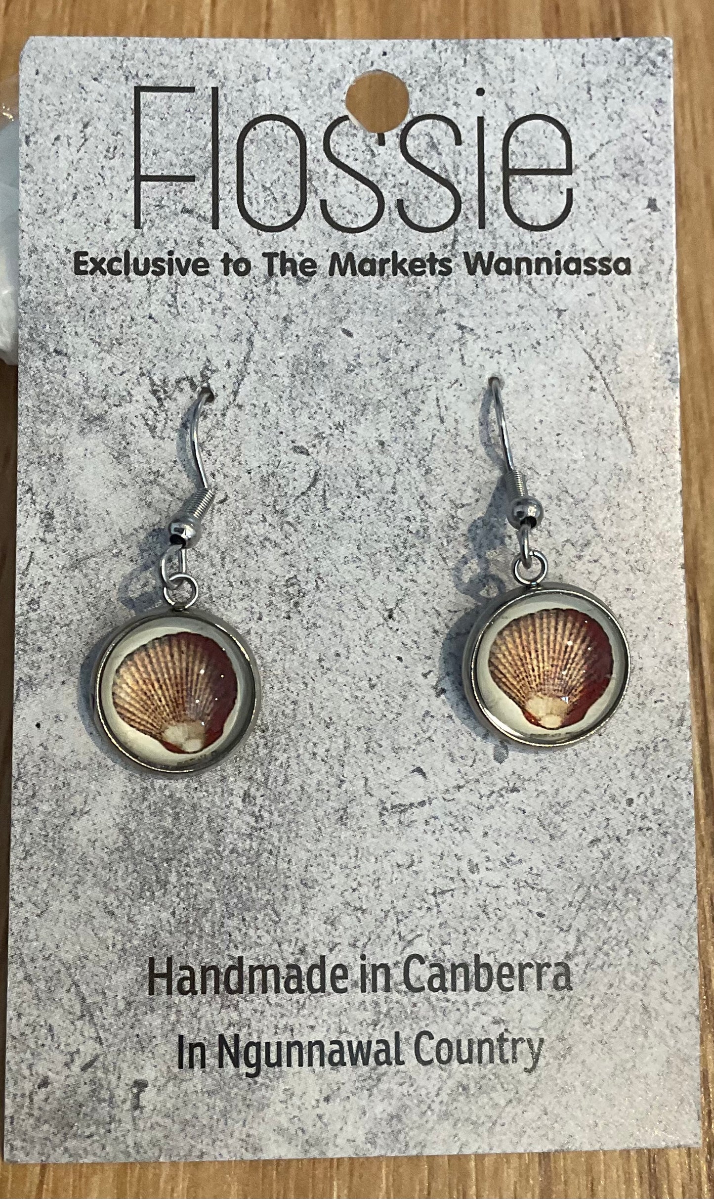 *Earrings Glass Dome Dangles Seashell