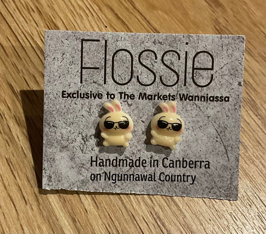 *Earrings Groovy Rabbit Studs