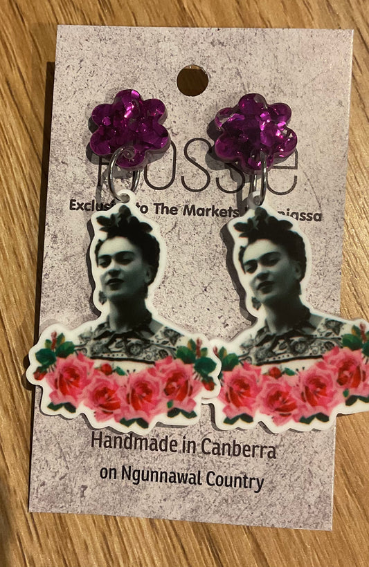 *Earrings Frida Dangles