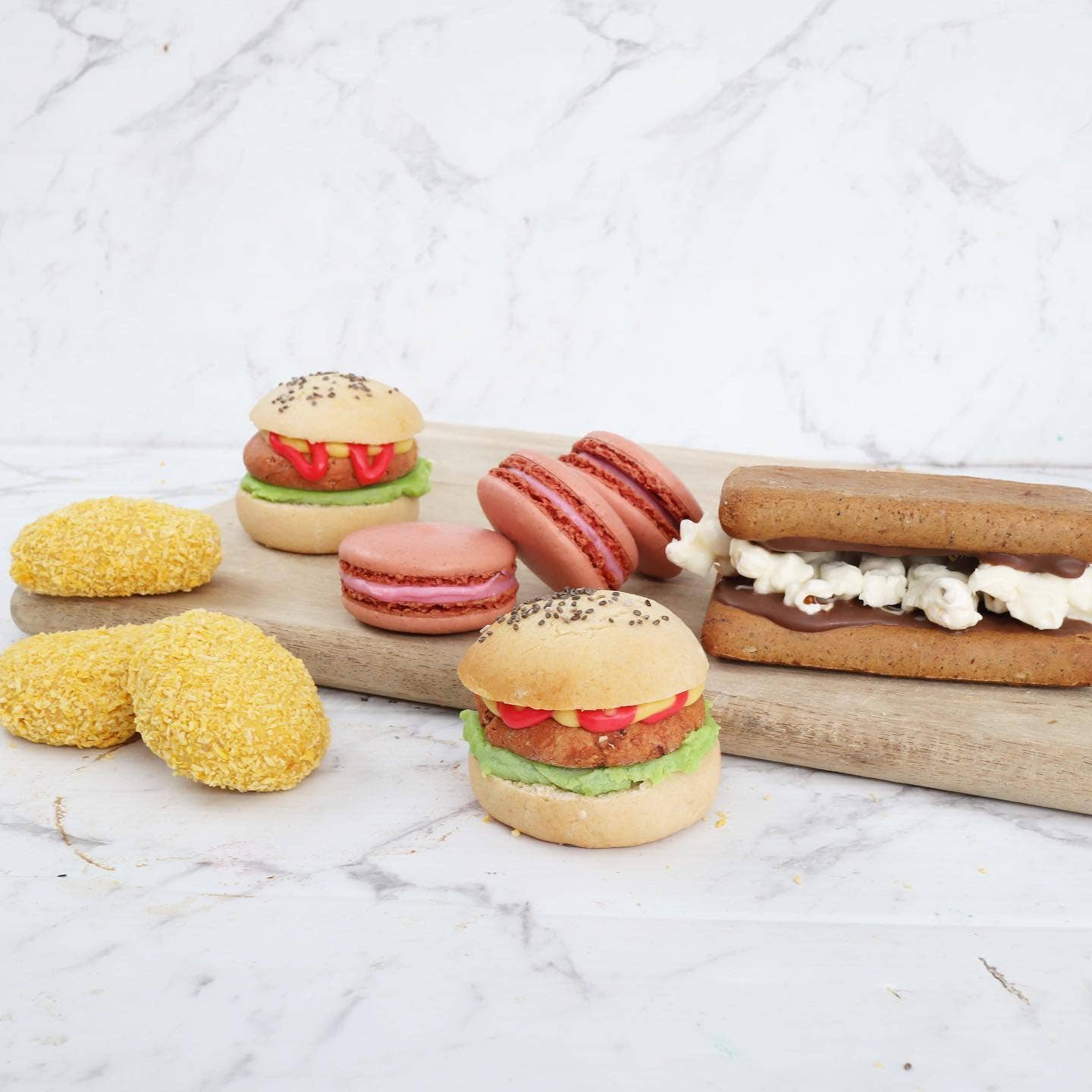 B&W Cookie Burgers