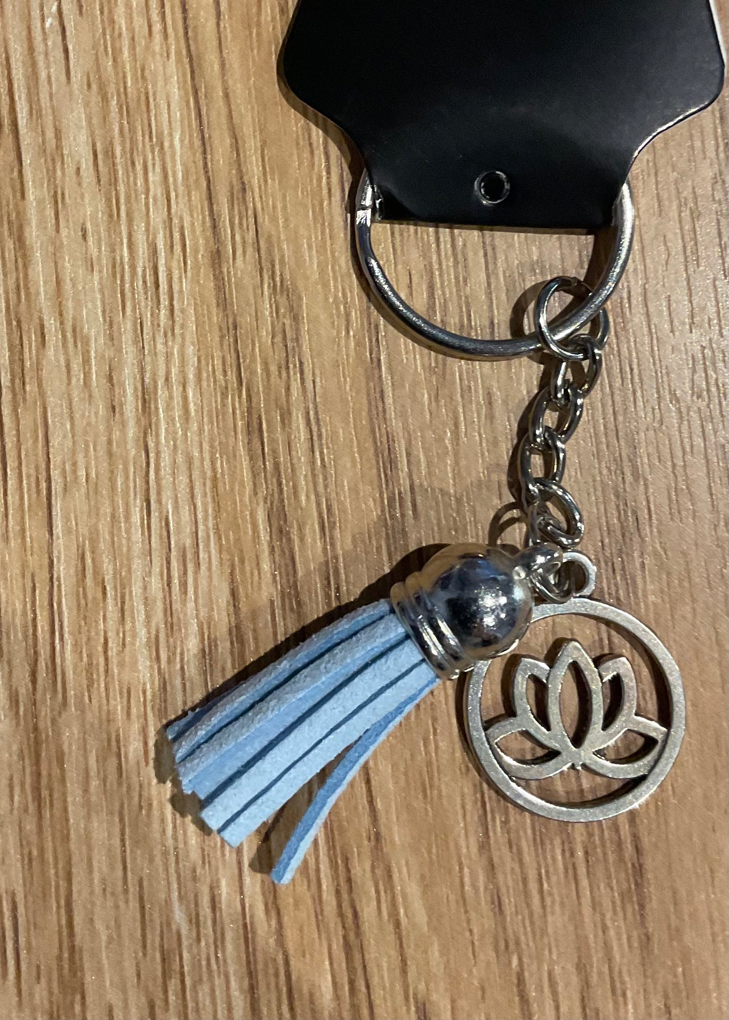 *Keychain - Tassel and Lotus