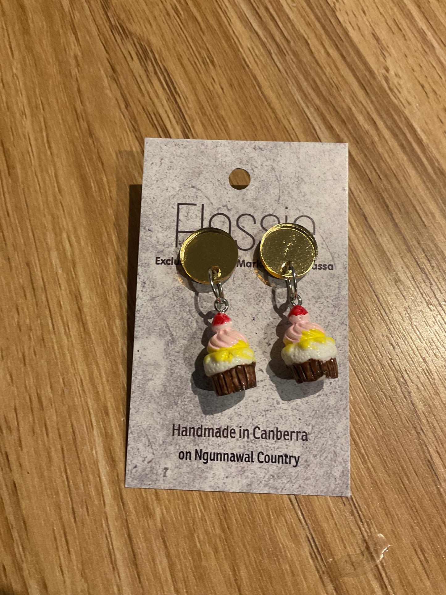 *Earrings Cupcake Dangles