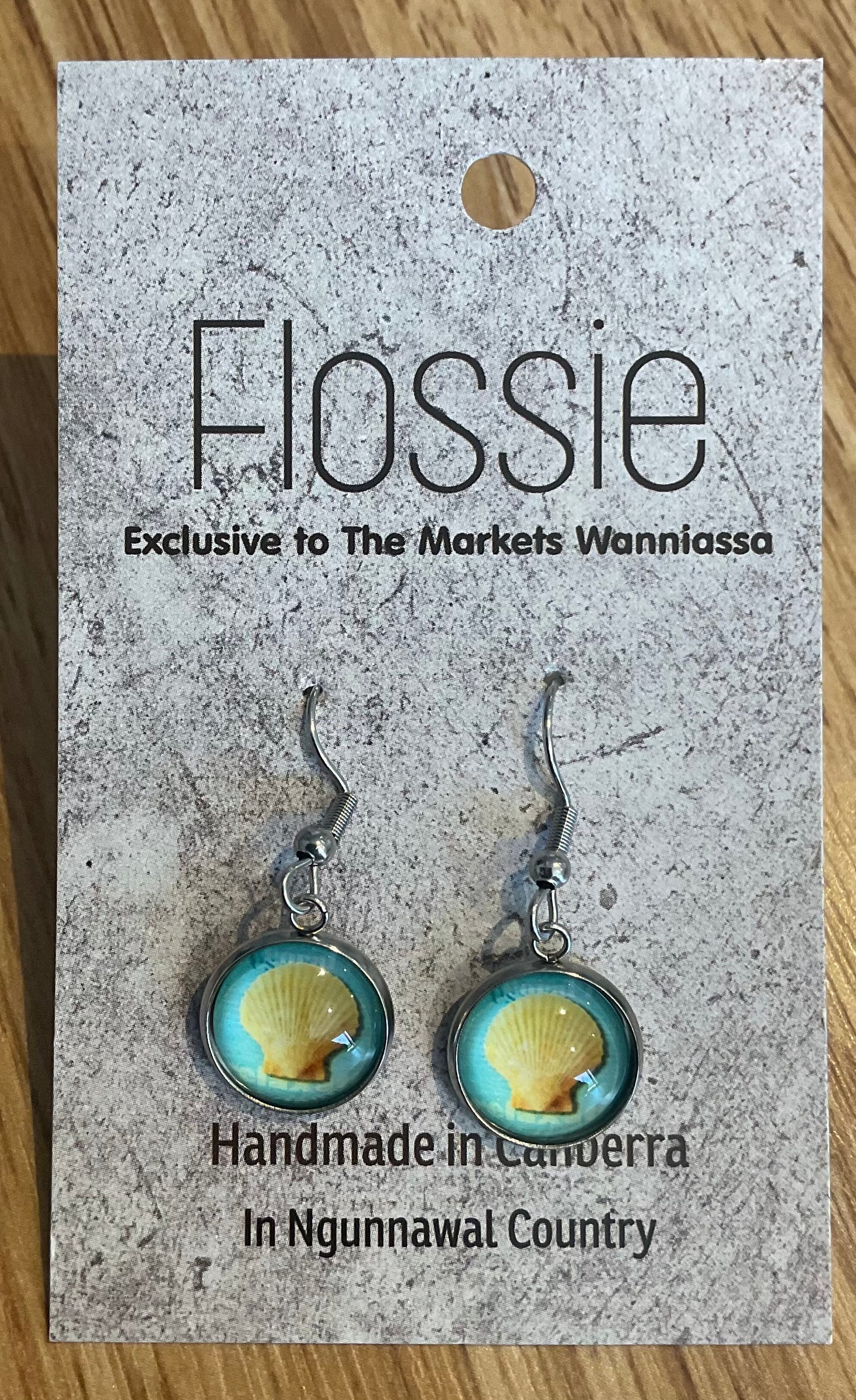 *Earrings Glass Dome Dangles Seashell