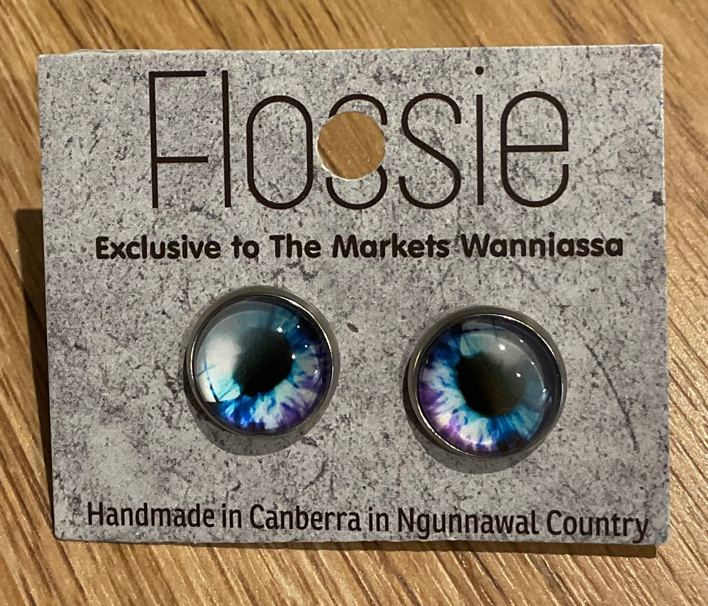 *Earrings Creepy Eye Studs