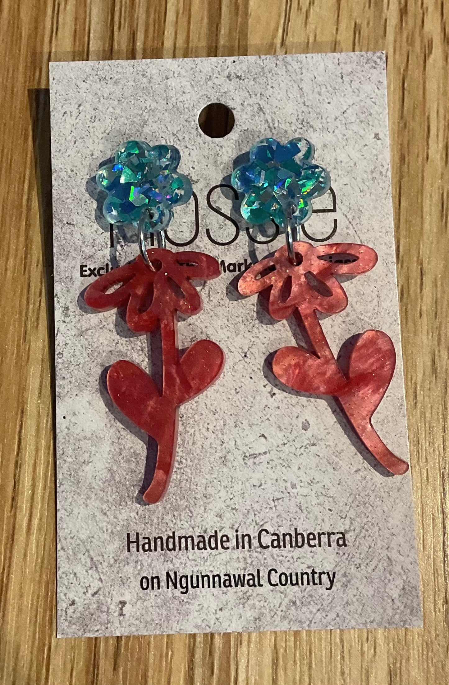 *Earrings Acrylic Pink Pearl Flower Dangles