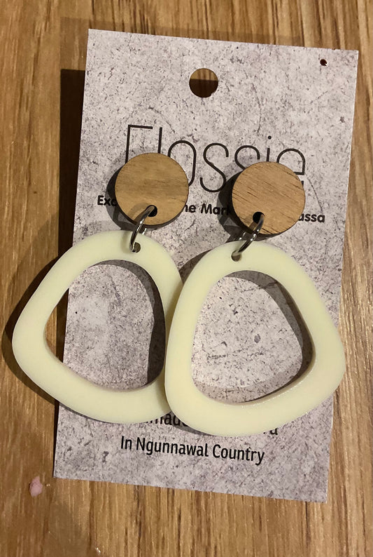 *Earrings Acrylic Cream Dangles