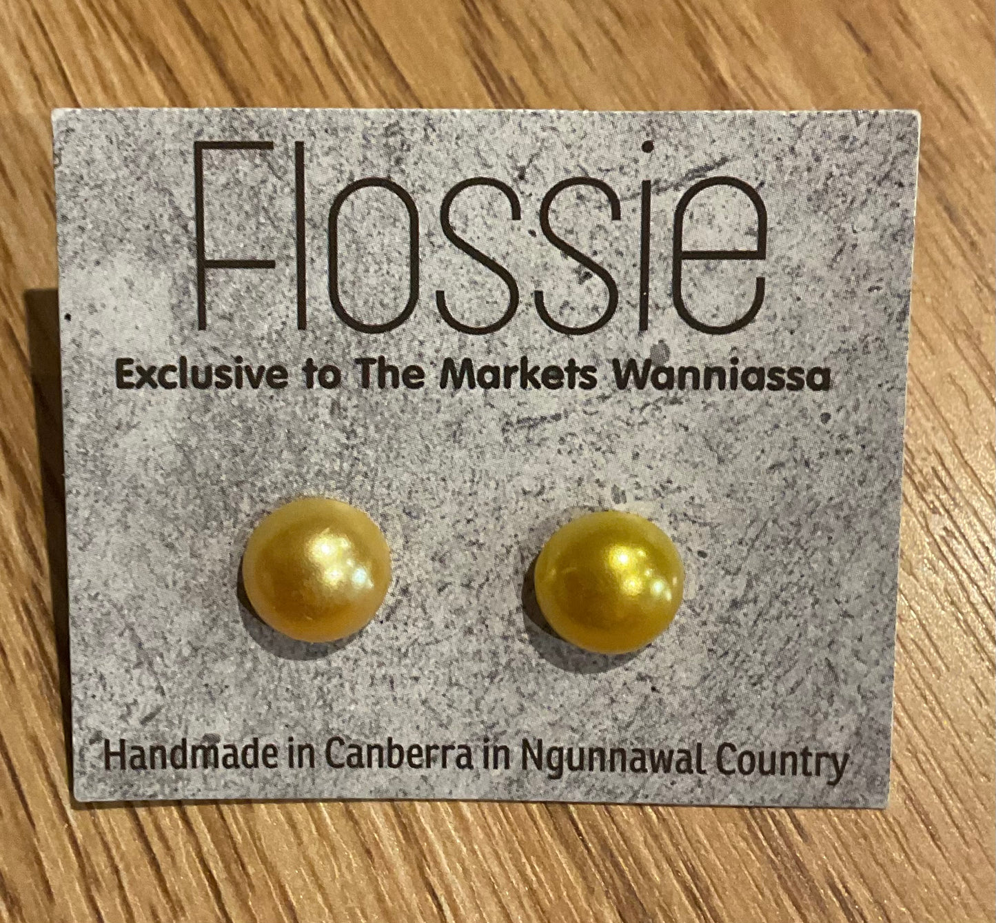 *Earrings Gold Small Studs