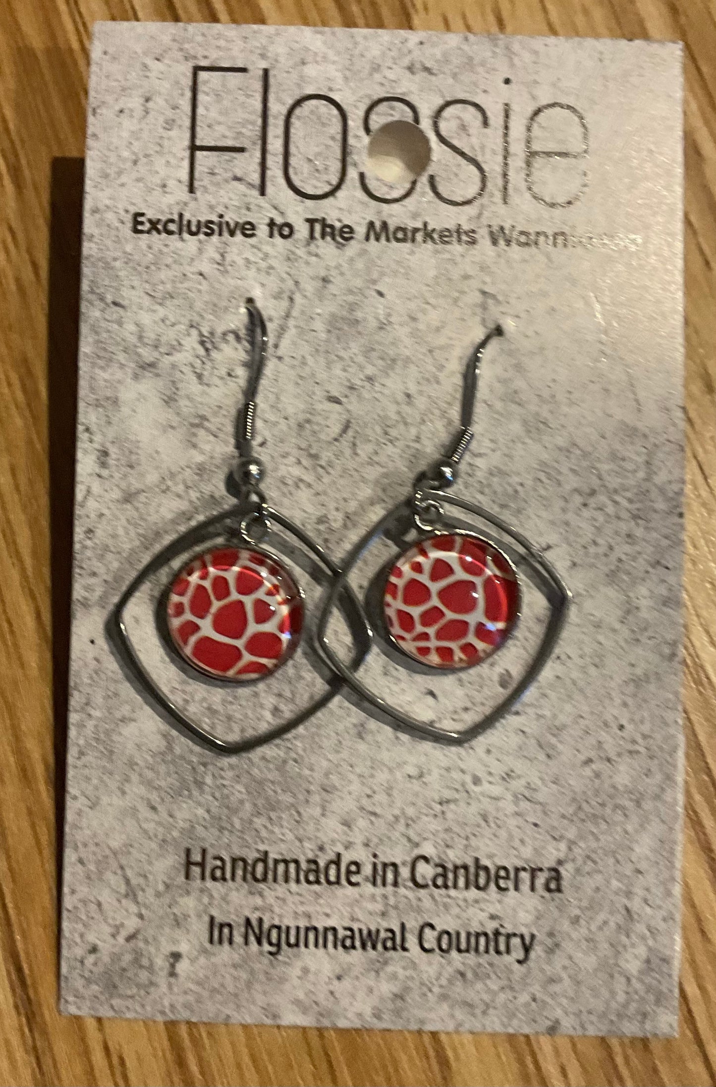 *Earrings Glass Dome Diamond Dangles Red Giraffe