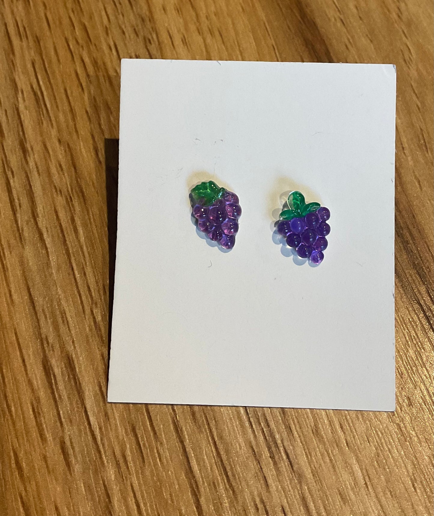 *Earrings Purple Grape Studs