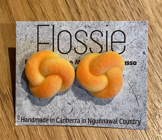 *Earrings Knotted Bun Studs