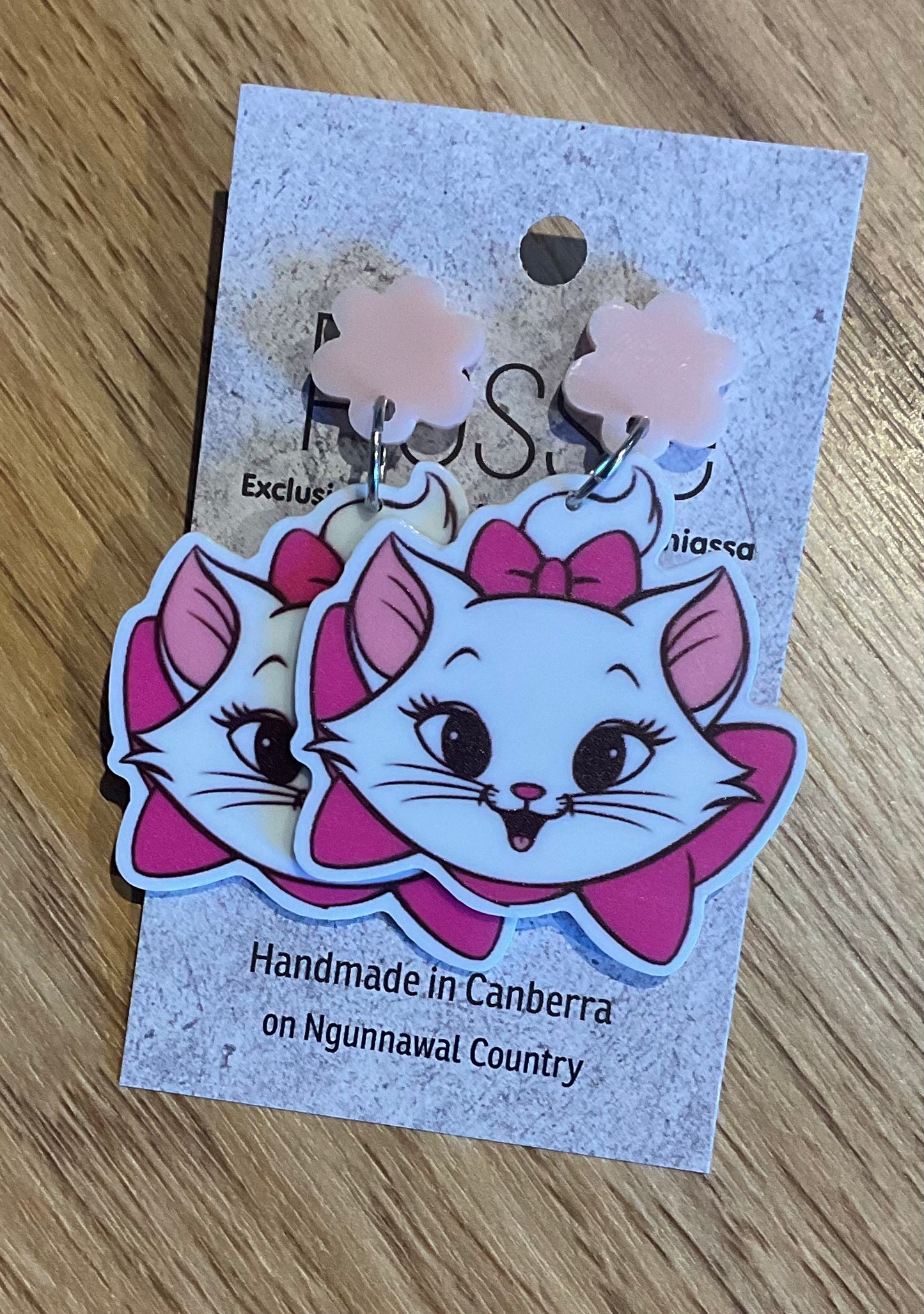 *Earrings Kitten Dangles