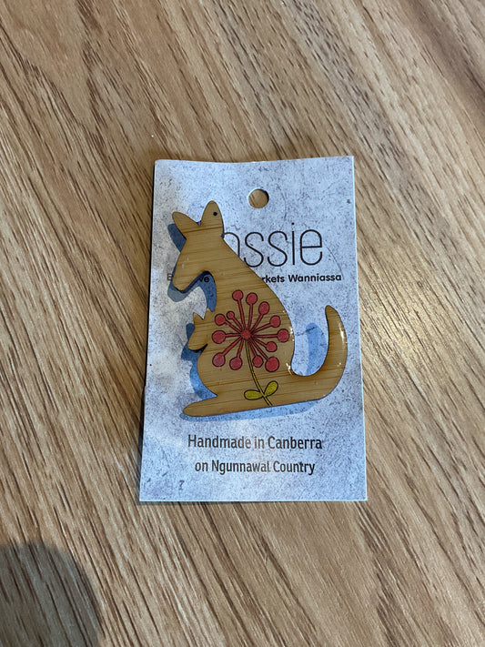 *Brooch Hand Painted Kangaroo