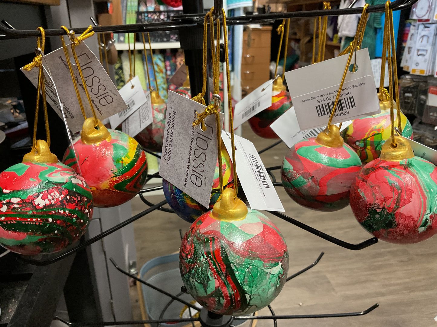 Xmas Decorations Marble Painted Baubles