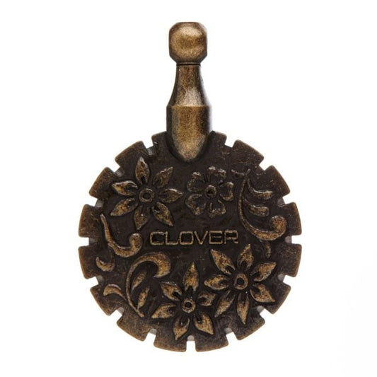 Clover Yarn Cutter Pendant - Antique Gold