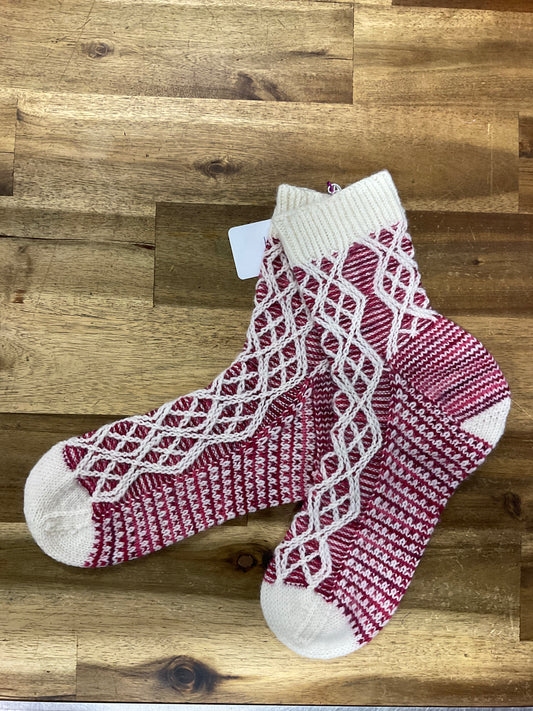 Linda's Handmade Socks - #19