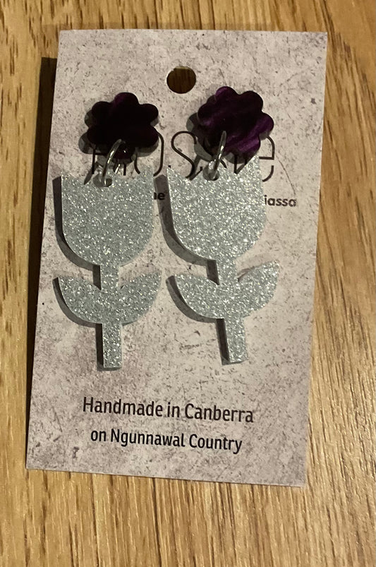 *Earrings Acrylic Silver Glitter Tulip Flower Dangles