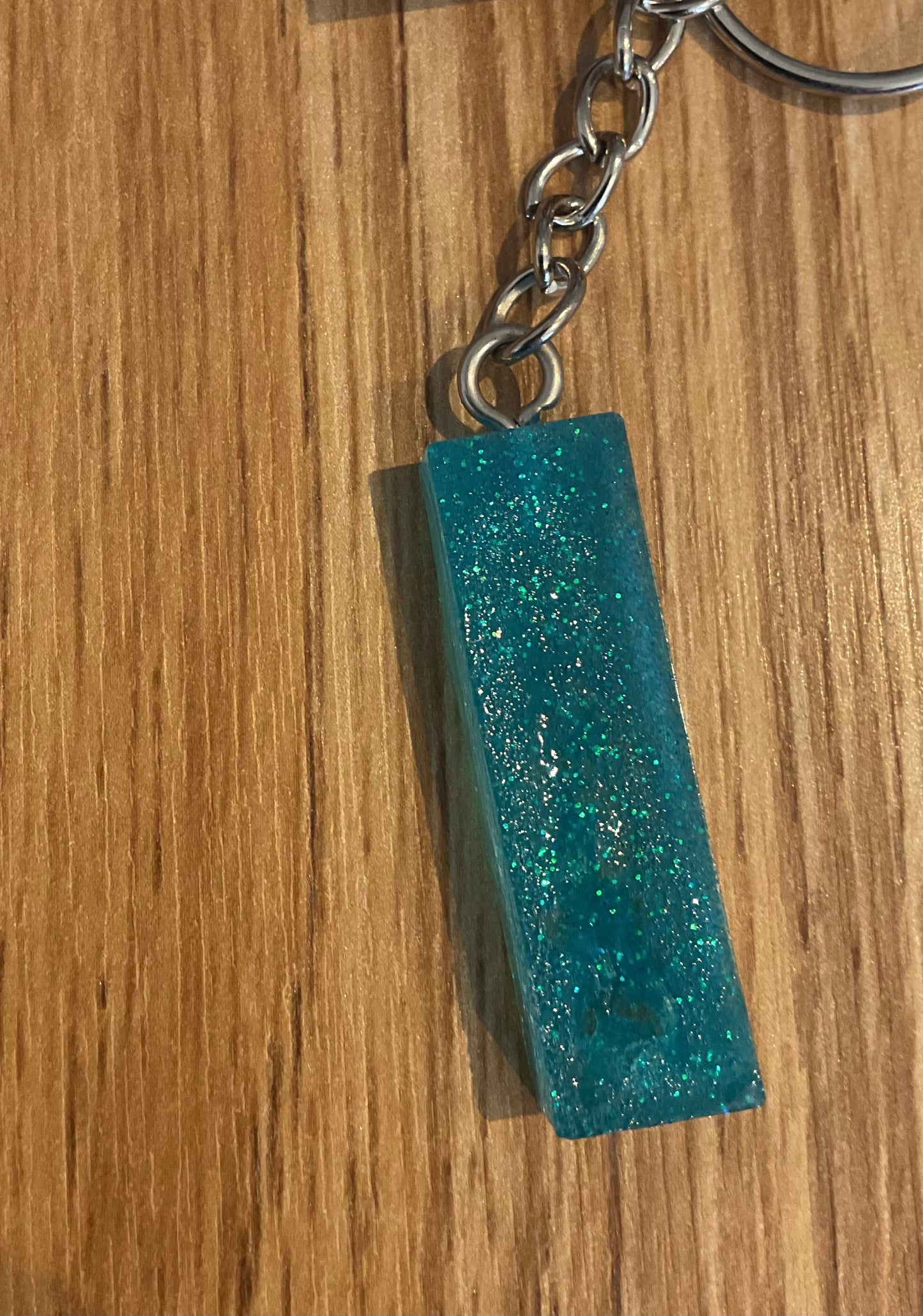*Keychain Resin Letter I