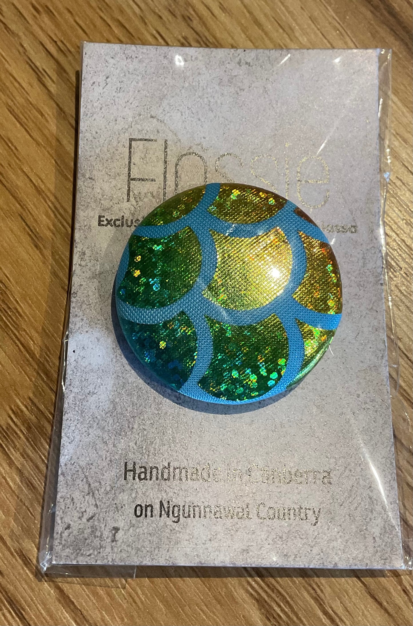 *Needle Minder
