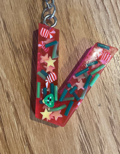 *Keychain Resin Letter V