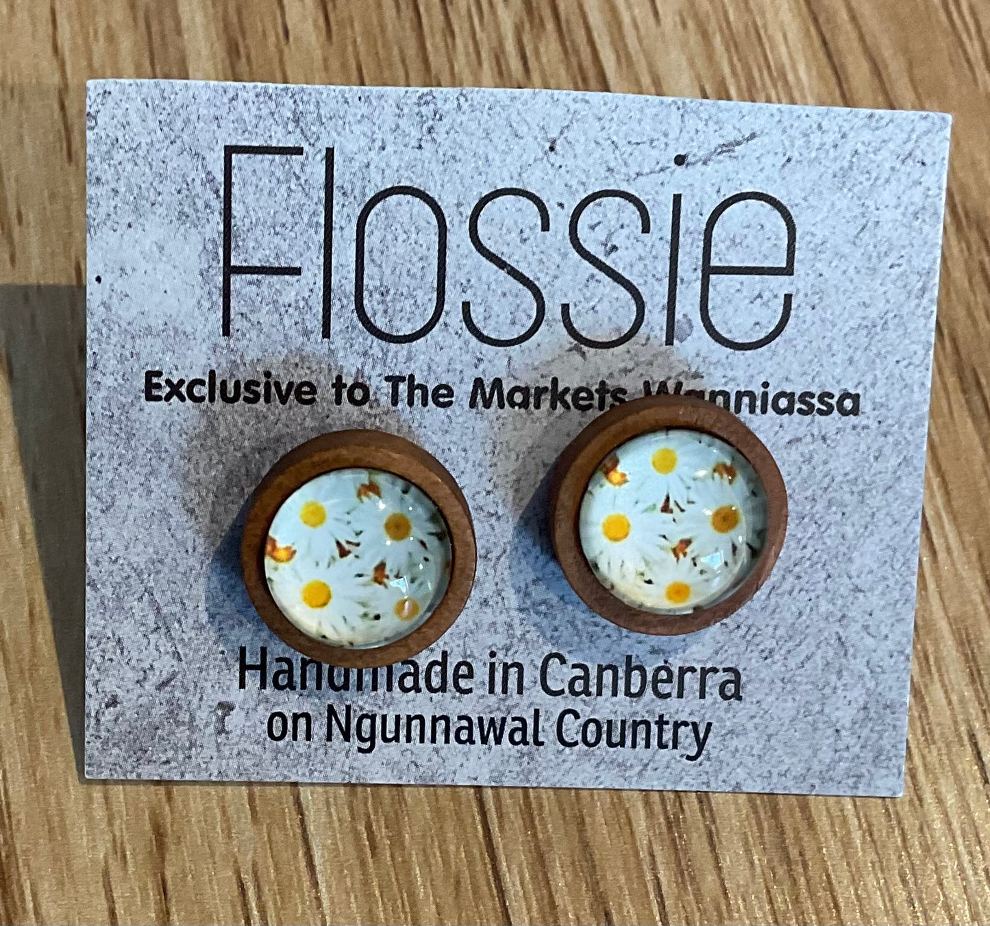 *Earrings Wooden White Flower Dome Studs
