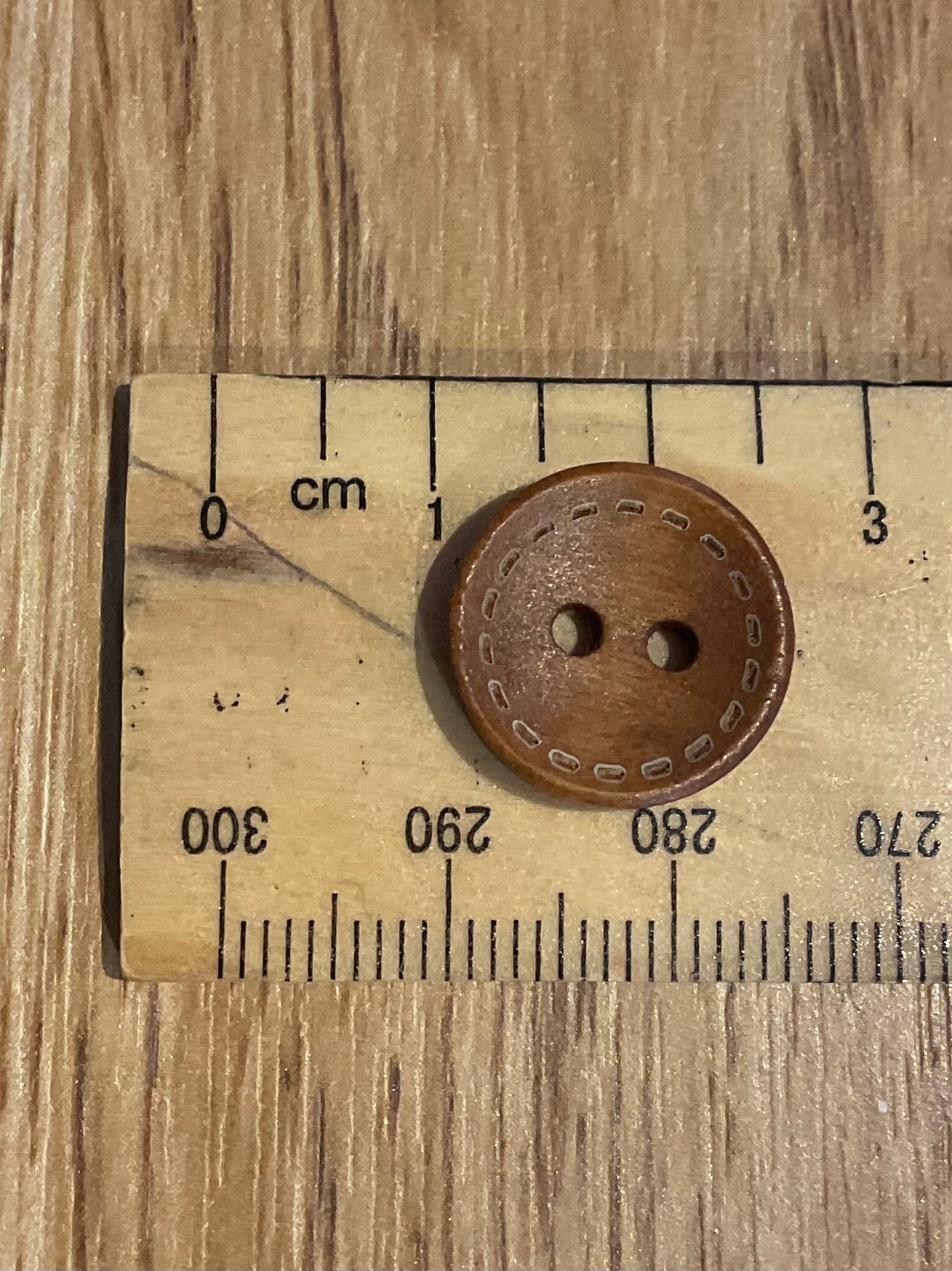 *Loose Buttons - Wooden Dark with Pattern