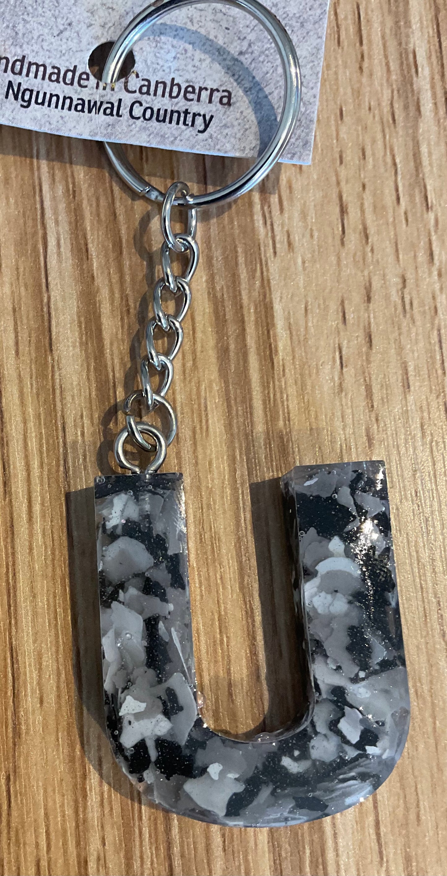 *Keychain Resin Letter U