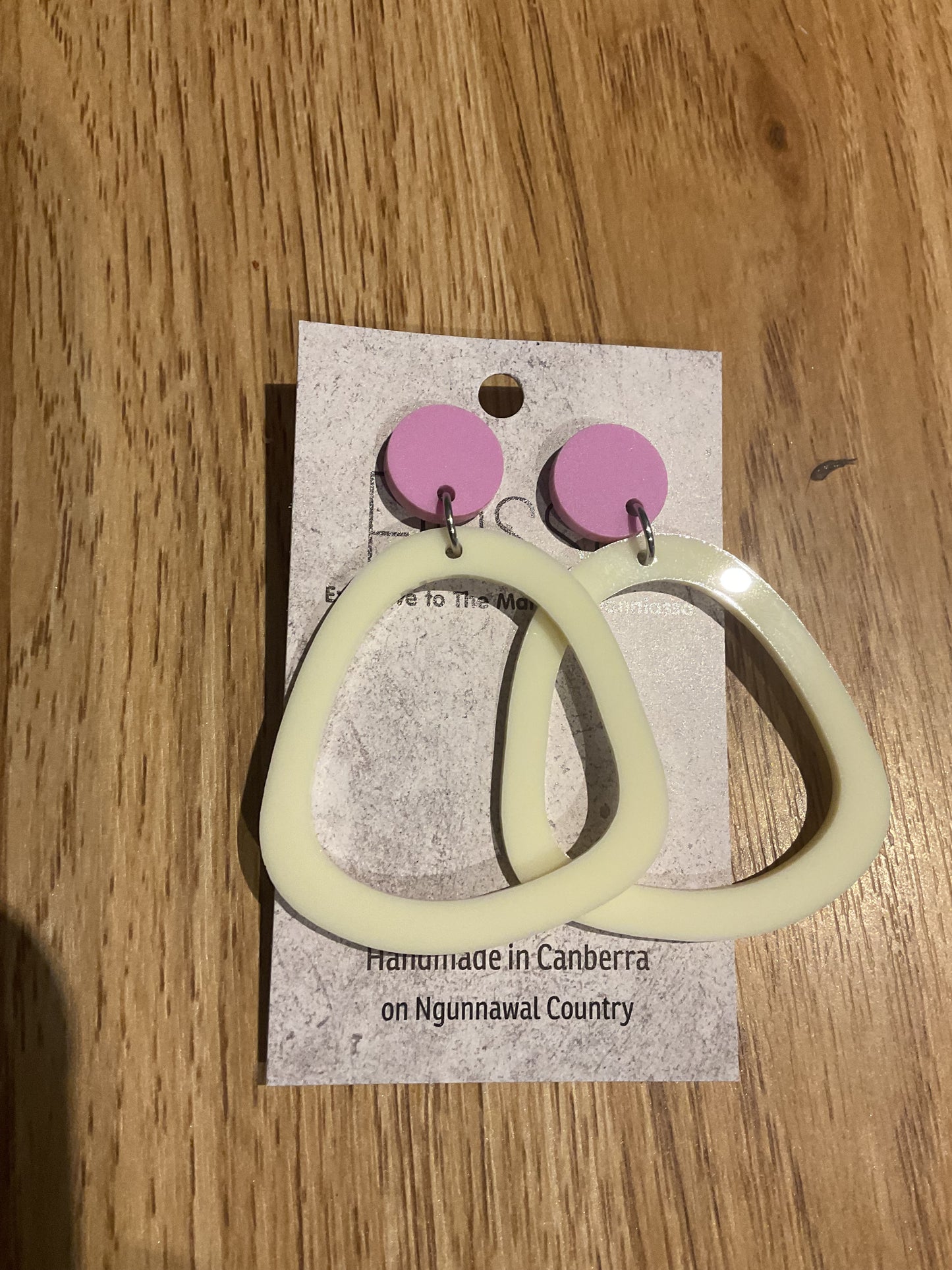 *Earrings Cream Cut Outs with Pink Dangles