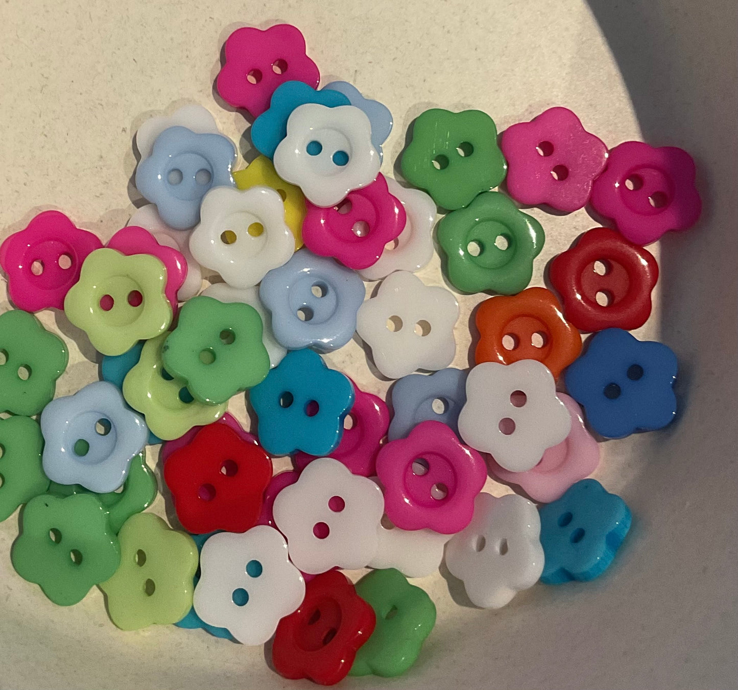 *Loose Buttons -Acrylic Flowers