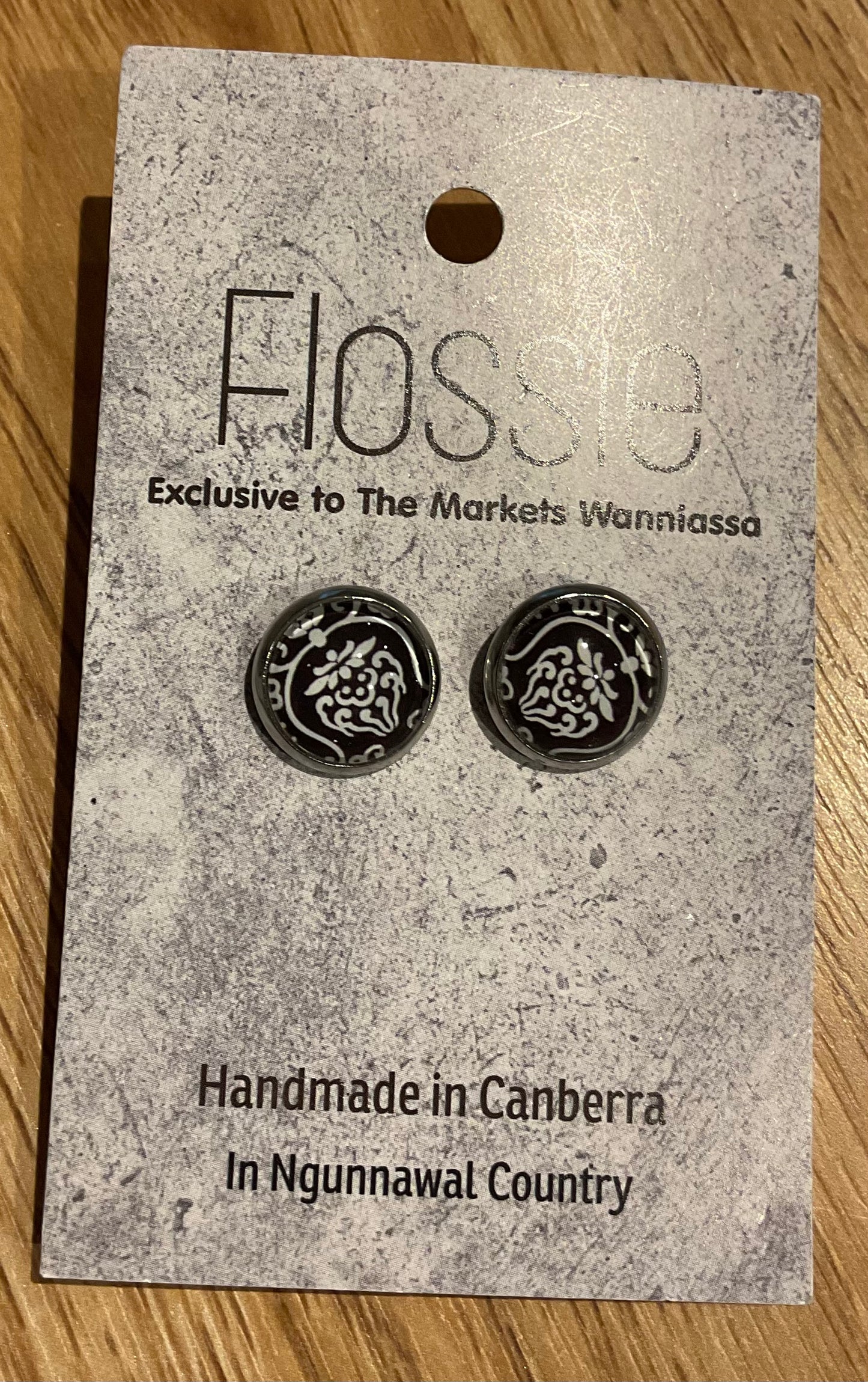 *Earrings Black and White Mandala Glass Studs