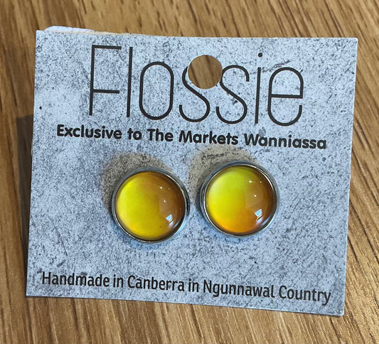 *Earrings Glass Dome Studs Banana Ombre