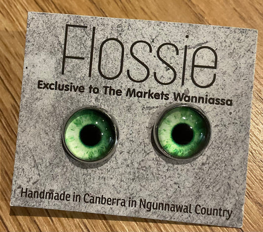 *Earrings Creepy Eye Studs