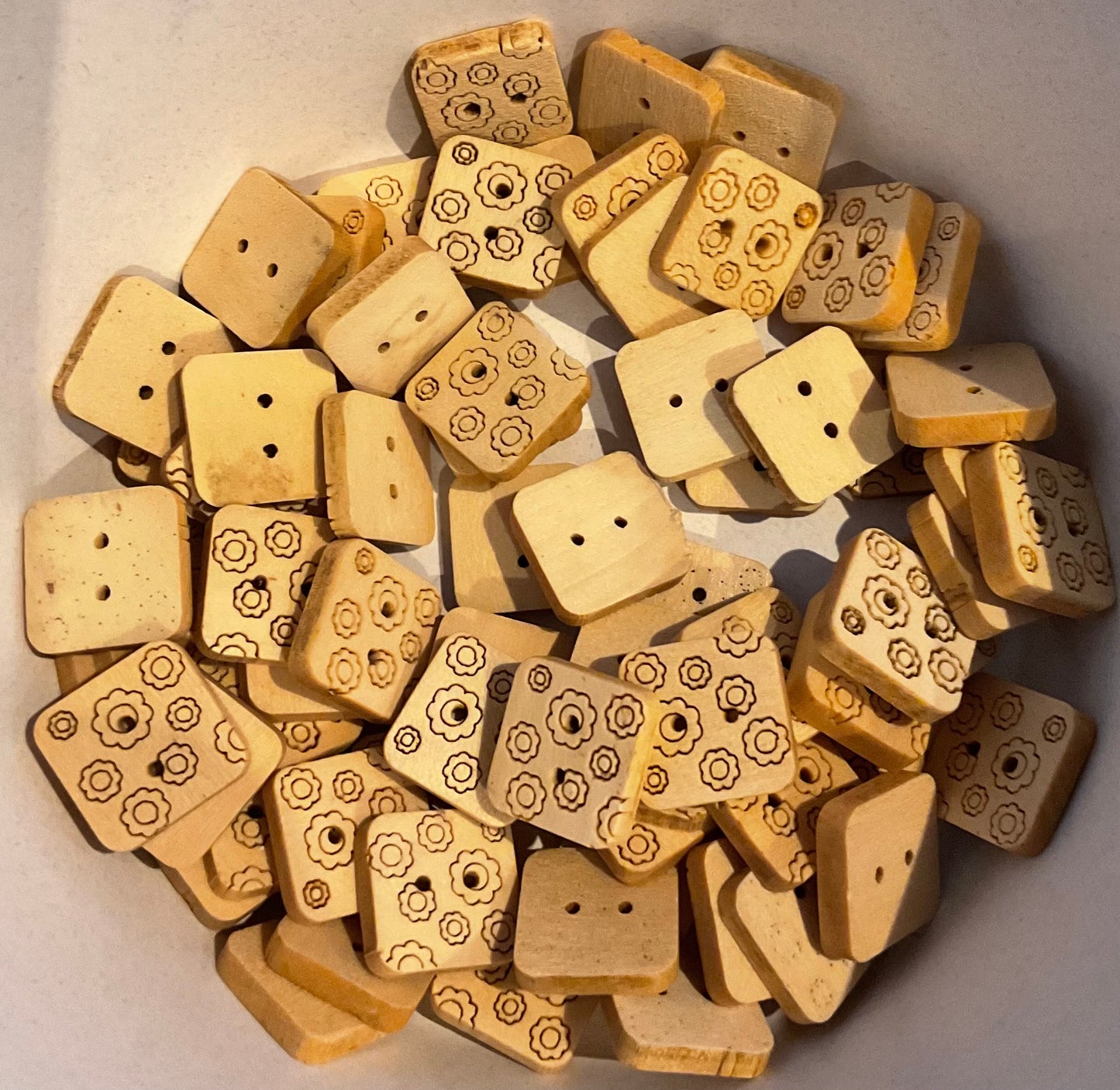 *Loose Buttons -Wooden Square