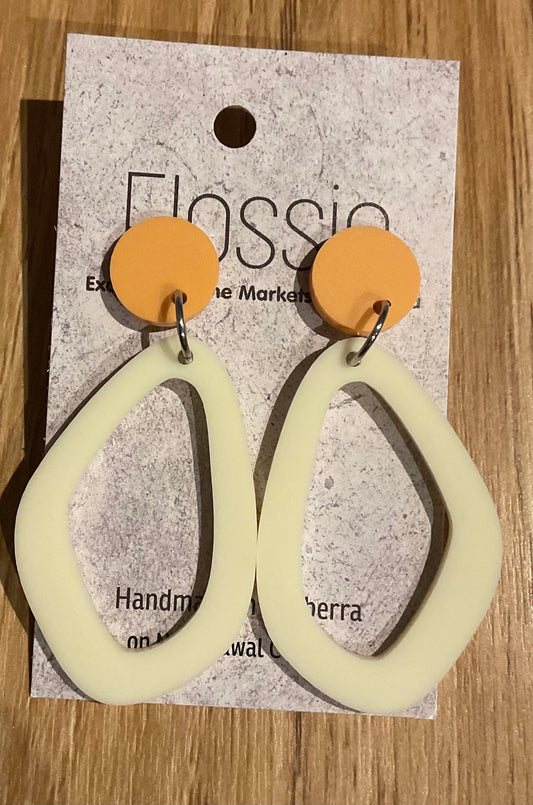 *Earrings Acrylic Cream Dangles