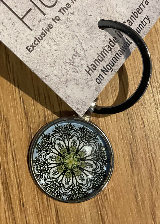*Glass Dome Keychain Silver