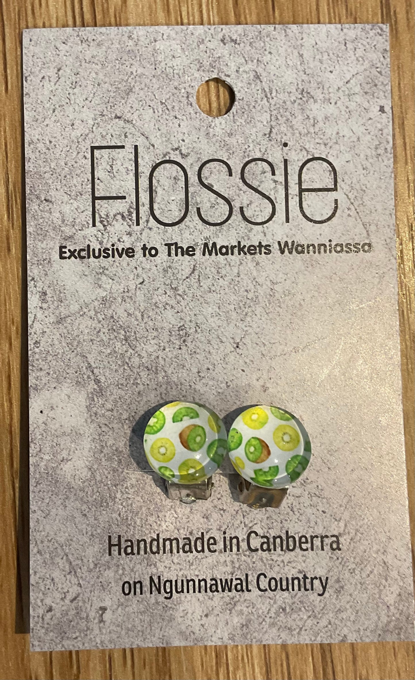 *Earrings Clip on Round Glass Dome Studs Kiwi