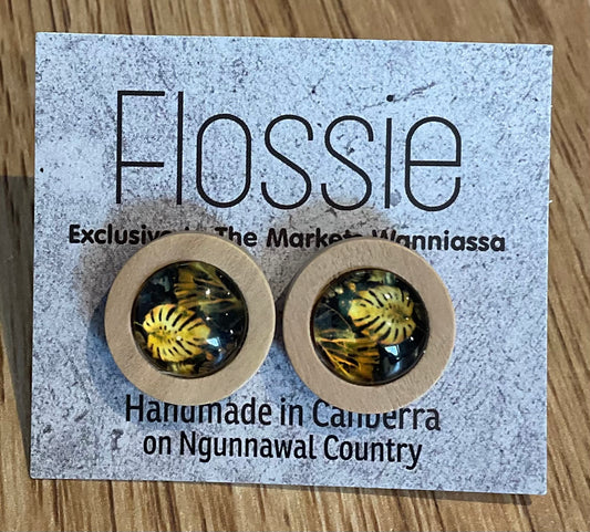 *Earrings Wooden Gold Leafy Print Dome Studs