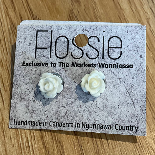 *Earrings Flowers White Studs